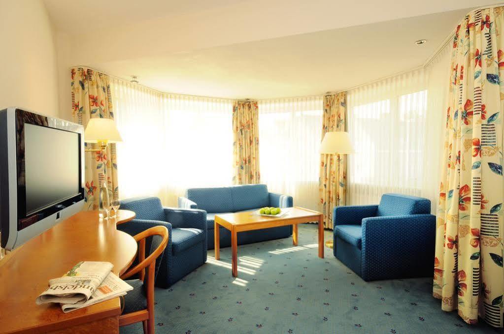 Hotel Frisia Leer Dış mekan fotoğraf